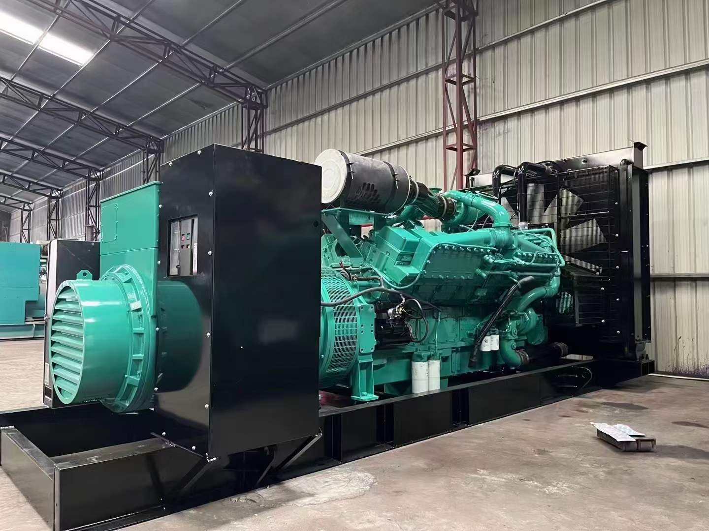 阿拉山口如何降低 800kW 柴油发电机输出电流的波动？