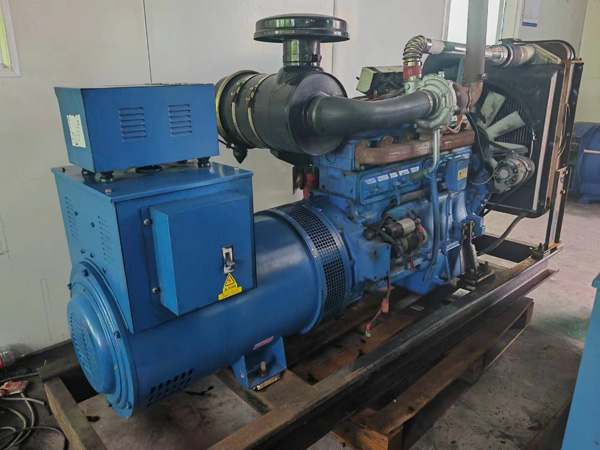 阿拉山口100kW柴油发电机组使用多级机油有哪些优缺点？